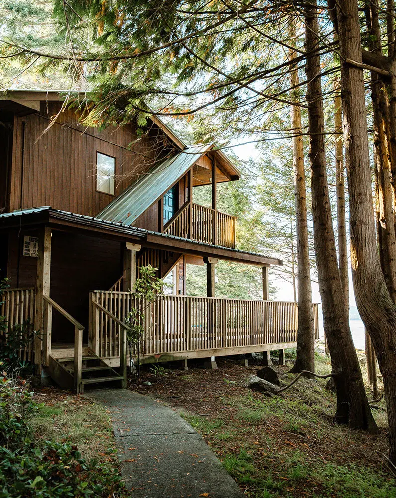 Gabriola cabin tall 795x1000